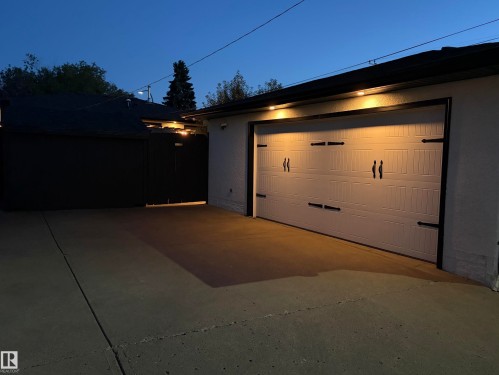 7308 100 Avenue Nw, Edmonton, AB 