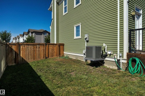 2605 Maple Way Nw, Edmonton, AB 