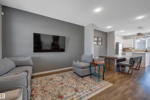 2605 Maple Way Nw, Edmonton, AB 