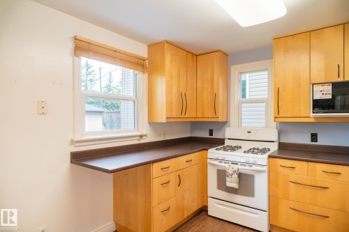 10936 70 Avenue Nw, Edmonton, AB 