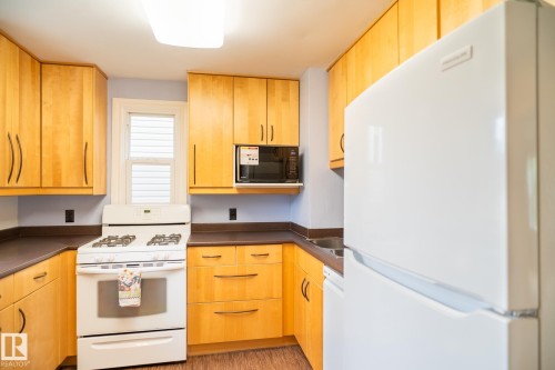 10936 70 Avenue Nw, Edmonton, AB 