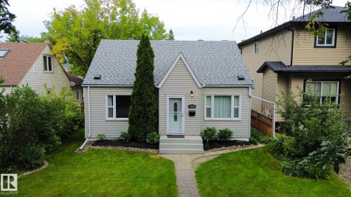 10936 70 Avenue Nw, Edmonton, AB 