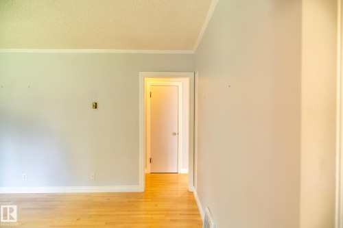 10936 70 Avenue Nw, Edmonton, AB 