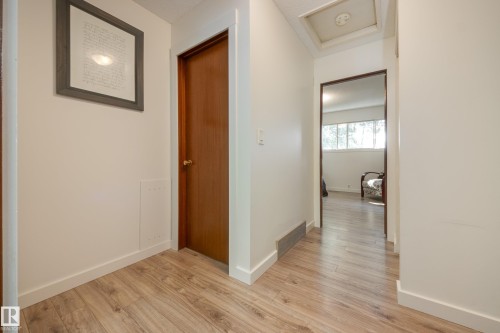 77 Beacon Crescent, St. Albert, AB 