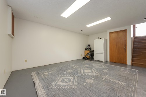77 Beacon Crescent, St. Albert, AB 
