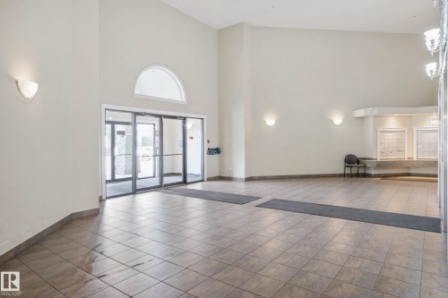 #120 5340 199 St Nw, Edmonton, AB 