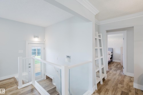 9330 162 Street Nw, Edmonton, AB 