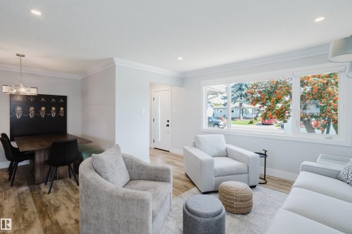 9330 162 Street Nw, Edmonton, AB 