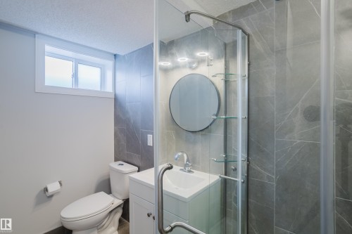 9330 162 Street Nw, Edmonton, AB 