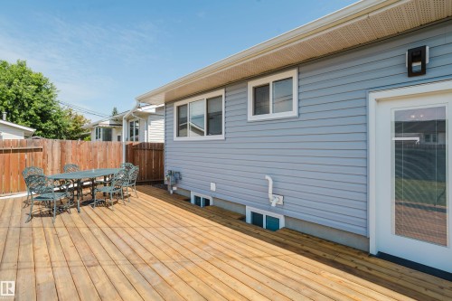 9330 162 Street Nw, Edmonton, AB 