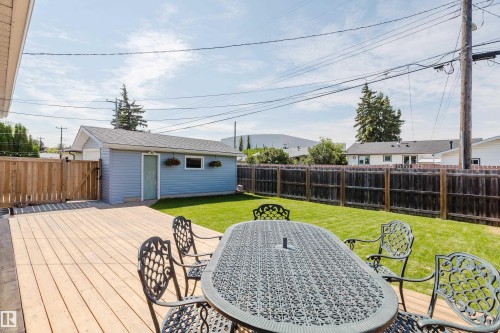 9330 162 Street Nw, Edmonton, AB 