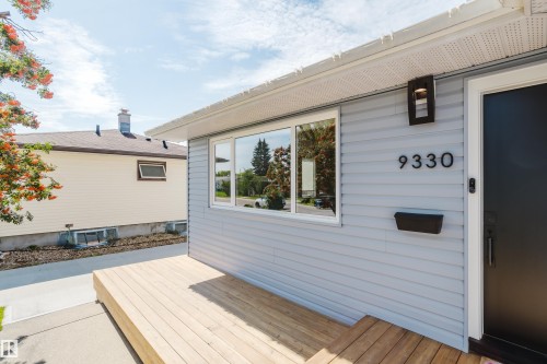 9330 162 Street Nw, Edmonton, AB 