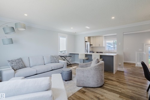 9330 162 Street Nw, Edmonton, AB 