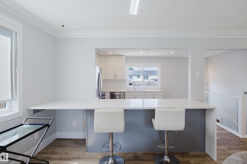 9330 162 Street Nw, Edmonton, AB 