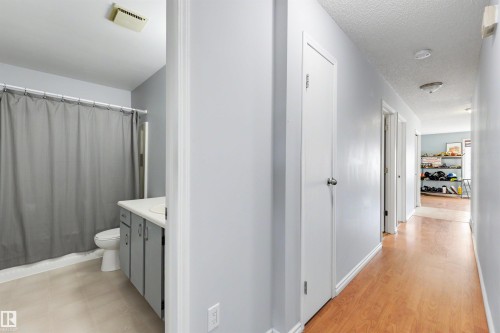 3908 41 Avenue Nw, Edmonton, AB 
