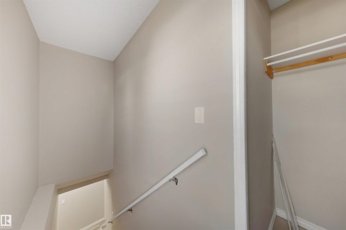 3908 41 Avenue Nw, Edmonton, AB 