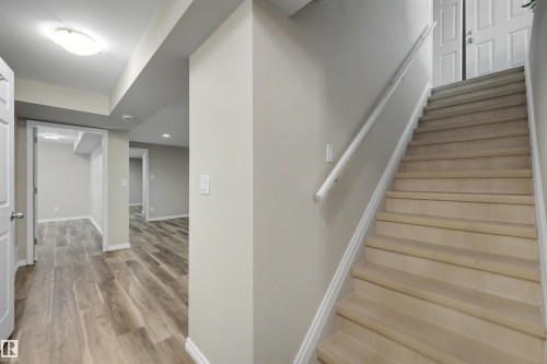 3908 41 Avenue Nw, Edmonton, AB 