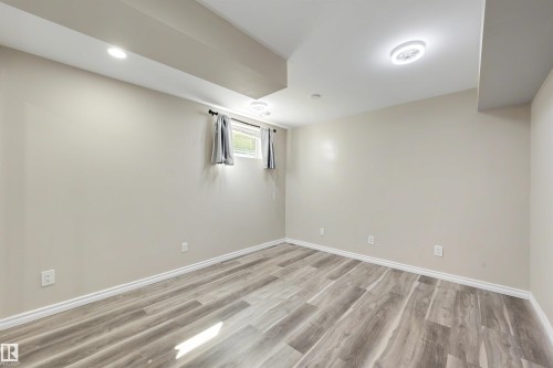 3908 41 Avenue Nw, Edmonton, AB 