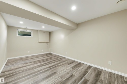 3908 41 Avenue Nw, Edmonton, AB 