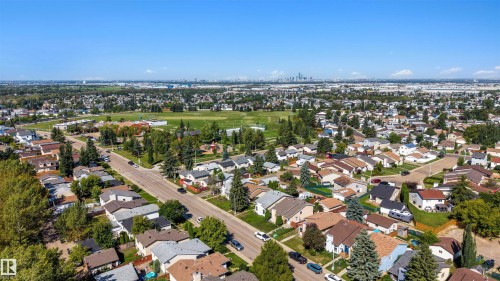 3908 41 Avenue Nw, Edmonton, AB 