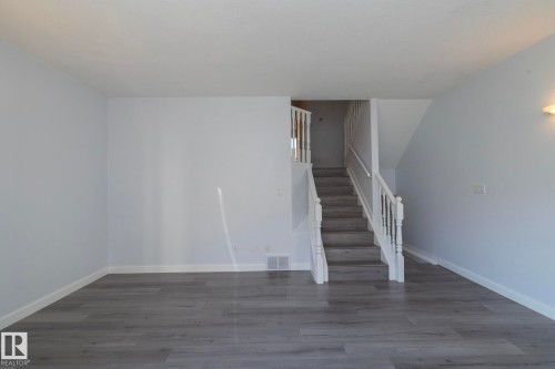 Light gray interior walls - #37 3811 85 St Nw, Edmonton, AB 