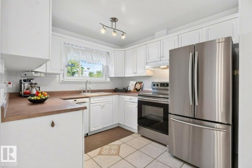 11042 152 Street Nw, Edmonton, AB 
