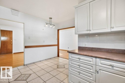 11042 152 Street Nw, Edmonton, AB 