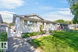 11042 152 Street NW  Edmonton, AB T5P 1Z8