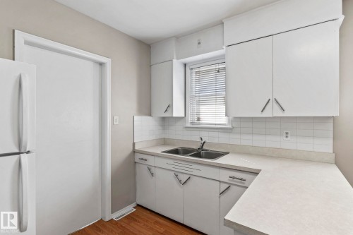 11811 70 Street Nw, Edmonton, AB 