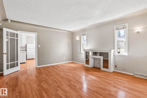 11811 70 Street Nw, Edmonton, AB 