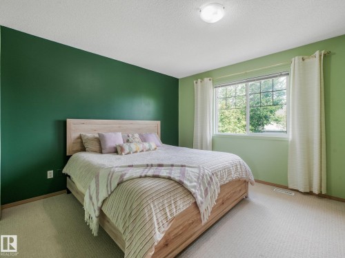 26 Allard Way, Fort Saskatchewan, AB 