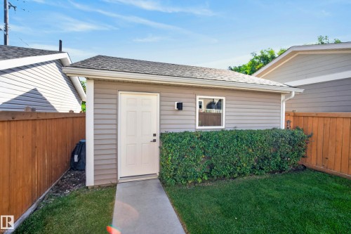 10937 130 Street Nw, Edmonton, AB 