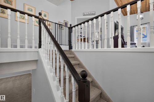 3 Hickory Crescent, Sherwood Park, AB 