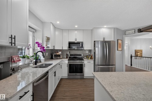 3 Hickory Crescent, Sherwood Park, AB 