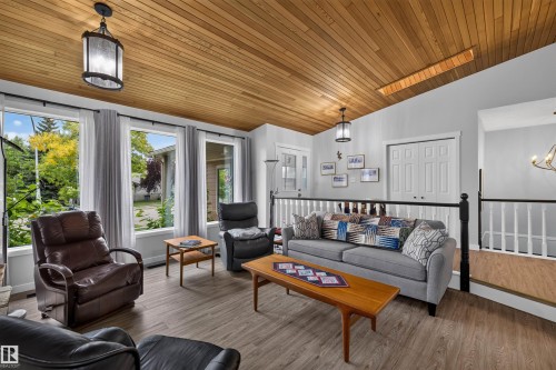 3 Hickory Crescent, Sherwood Park, AB 