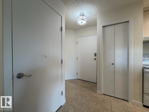 #312 11620 9A Av Nw, Edmonton, AB - Indoor Photo Showing Laundry Room