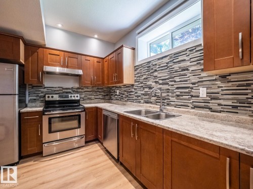 10650 67 Avenue Nw, Edmonton, AB 