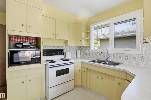 10138 74 Street Nw, Edmonton, AB 