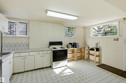 10138 74 Street Nw, Edmonton, AB 