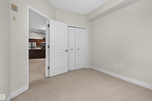 #212 2035 Grantham Ct Nw, Edmonton, AB - Indoor Photo Showing Other Room