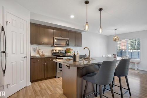 1325 Cunningham Drive Sw, Edmonton, AB 