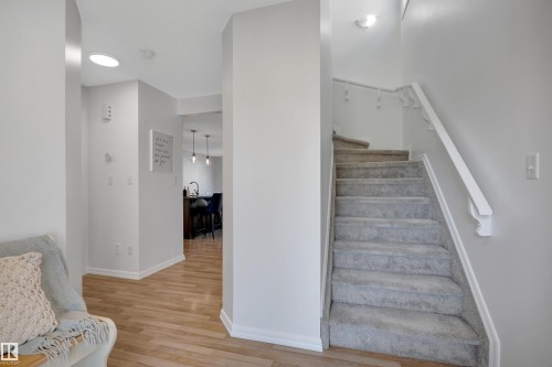 1325 Cunningham Drive Sw, Edmonton, AB 