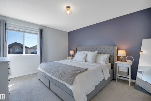 1325 Cunningham Drive Sw, Edmonton, AB 