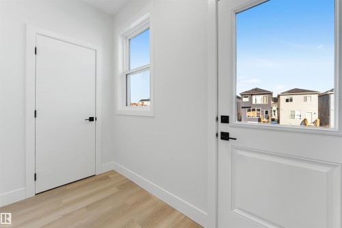 22932 80 Av Nw, Edmonton, AB 