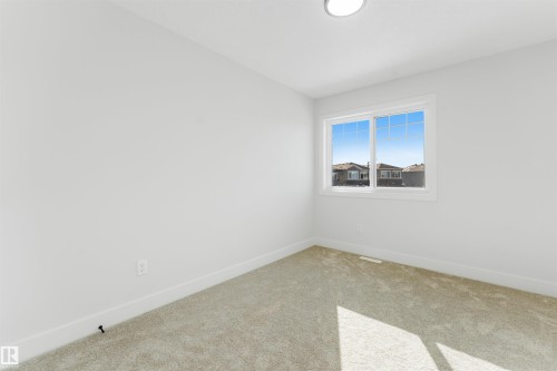 22932 80 Av Nw, Edmonton, AB 