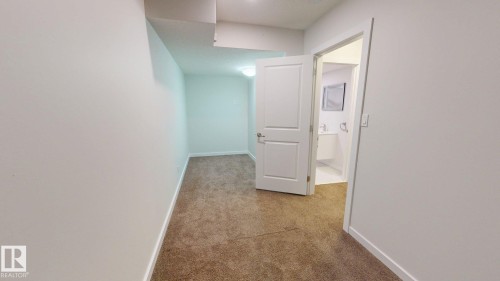 5833 Mullen Place Nw, Edmonton, AB 