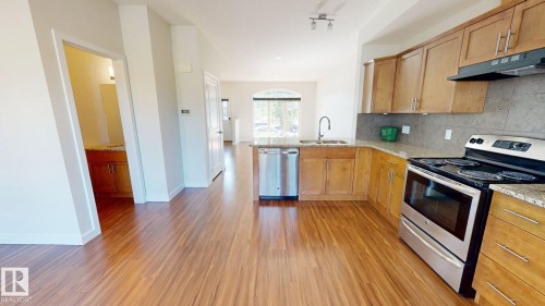 5833 Mullen Place Nw, Edmonton, AB 