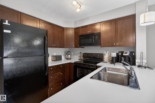 #207 3719 Whitelaw Ln Nw, Edmonton, AB 