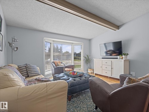 6804 94A Avenue Nw, Edmonton, AB 