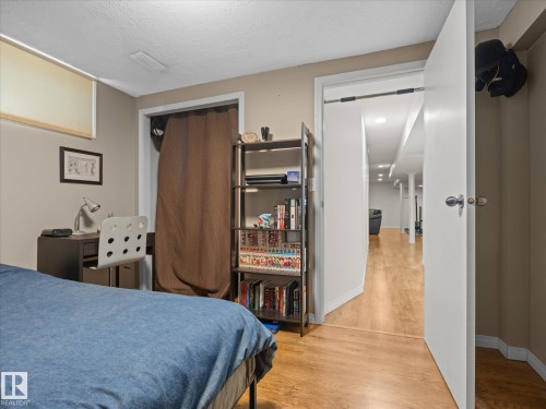 6804 94A Avenue Nw, Edmonton, AB 